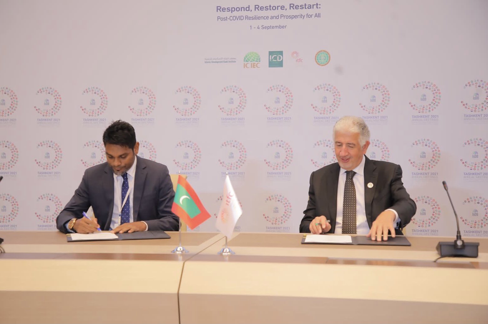 ތެލާއި ކާޑު ގަންނަން އެސްޓީއޯއިން 75 މިލިއަން ޑޮލަރުގެ ލޯނެއް ނަގައިފި