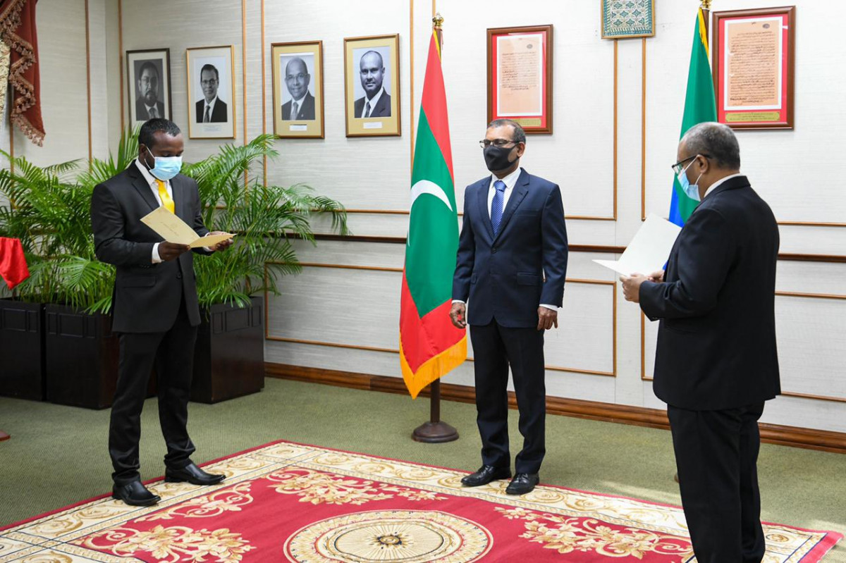 ކޮމަންޑޫ ދާއިރާގެ މެމްބަރު މުހައްމަދު ރާޝިދު މަޖިލީހުގެ މެމްބަރުކަމުގެ ހުވާ ކުރަށްވައިފި