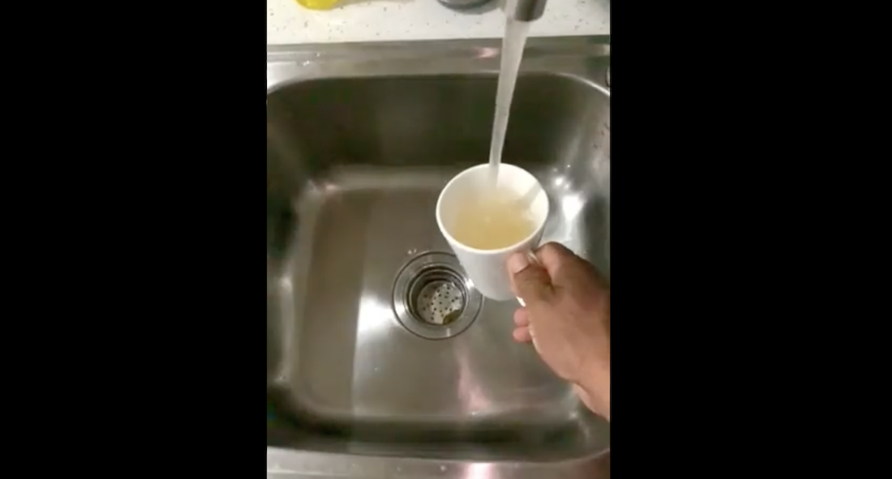 ހިޔާ ފްްލެޓަތަކަށް ދަބަރުފެން ލިބޭ މައްސަލައެއް ފެންމަތިވެއްޖެ