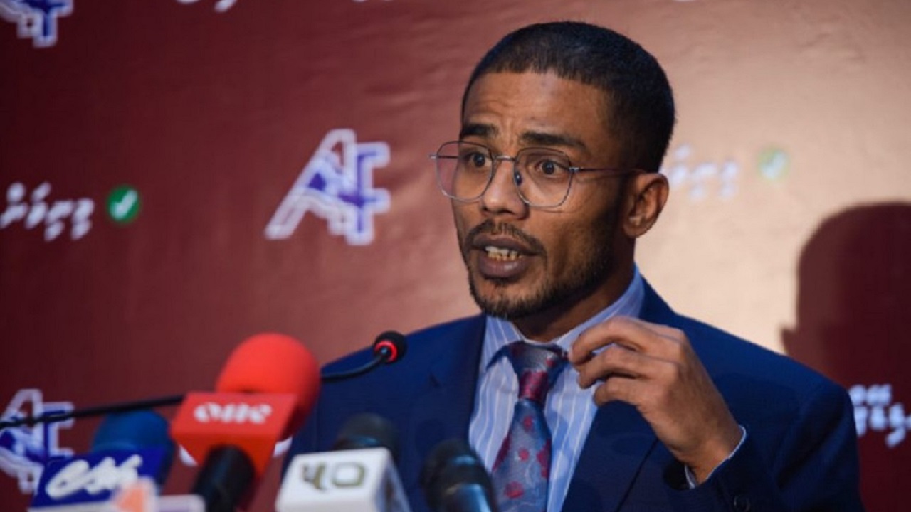 ކޯޓު އަމުރެއްގެ ދަށުން އަލްހާންގެ ފޯނު ހިފަހައްޓައިފި