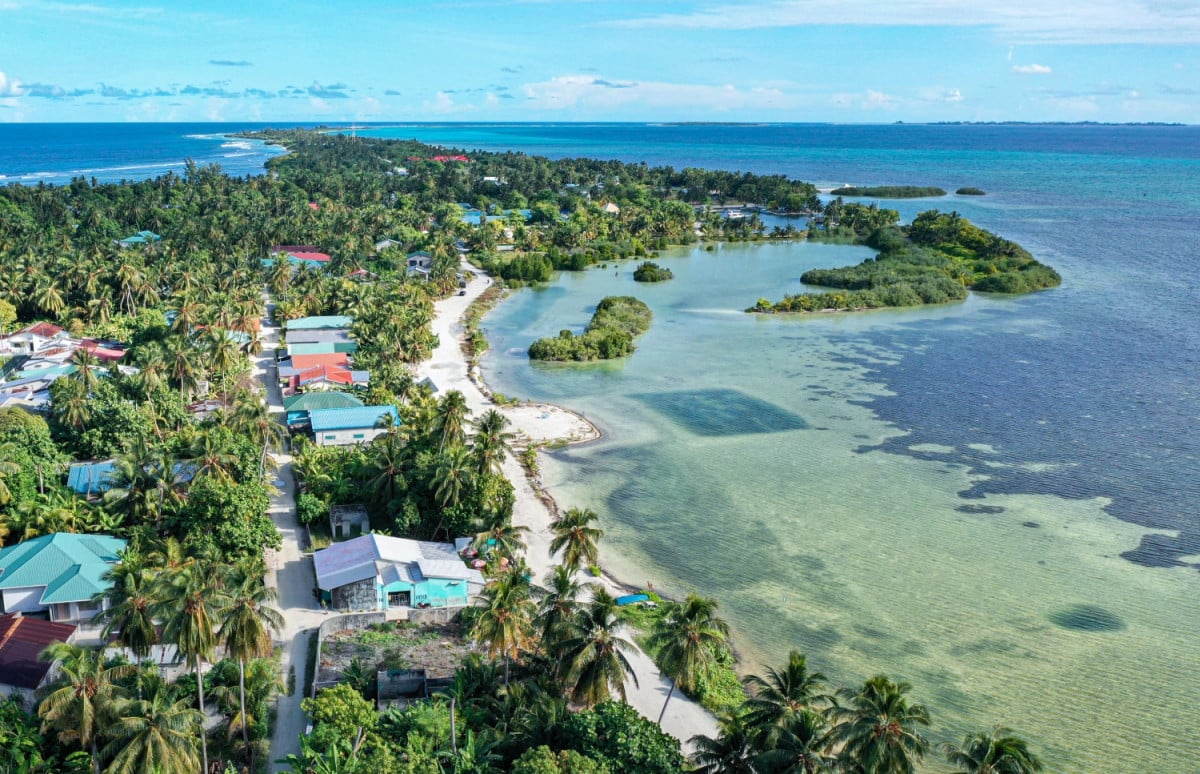 އައްޑޫގައި މާރާމާރީއެއް؛ ދެ މީހަކަށް އަނިޔާވި