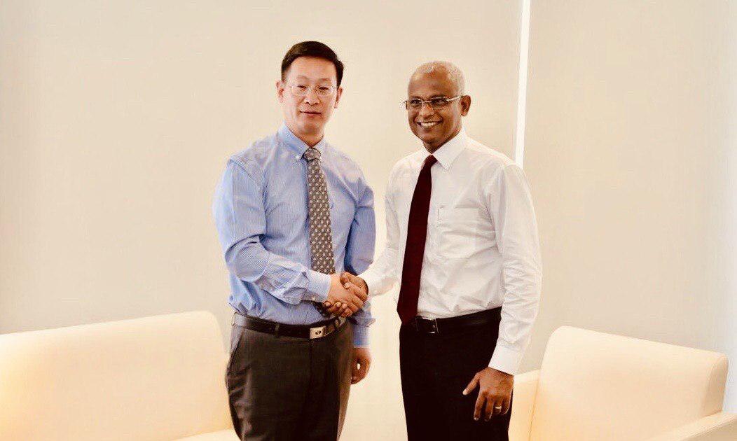 ޗައިނާ ސަފީރުގެ ޢީދު ތަހުނިޔާ ދިވެހި ބަހުން