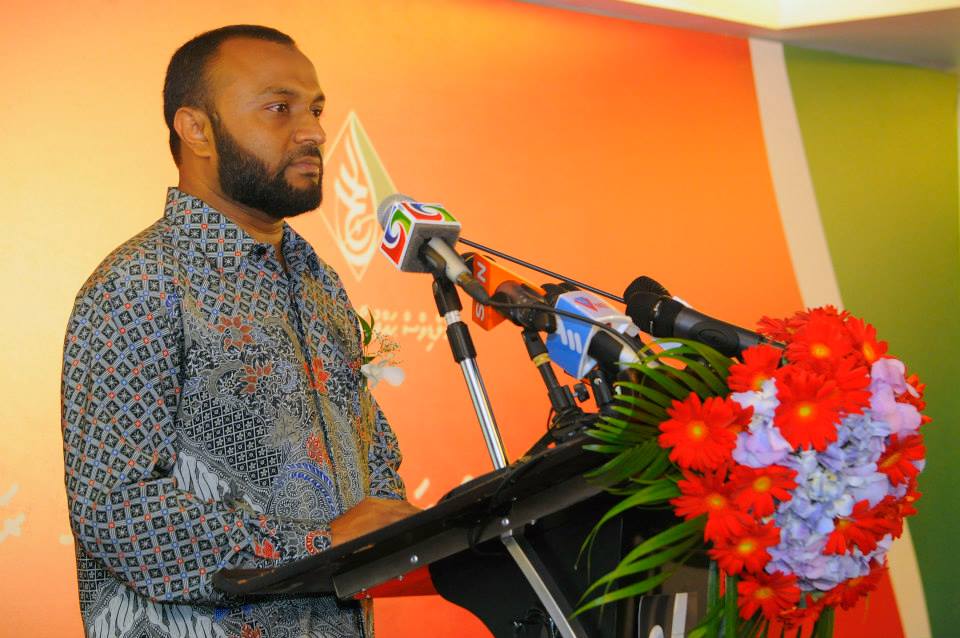 މުންކަރާތްތަކުން އީދުގެ މަތިވެރިކަން ނަގާނުލުމަށް ޑރ. ޝަހީމް ގޮވާލަށްވައިފި