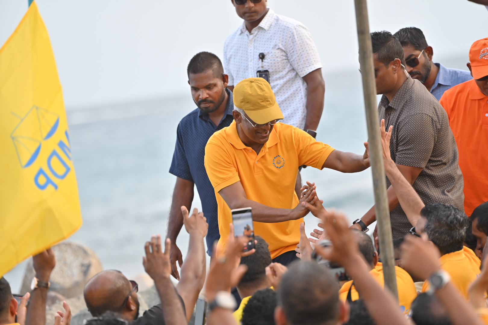 އެމްޑީޕީން ފައިސާ ދީފައި އައިޑީ ކާޑު ގަންނަ ވާހަކަ ދޮގުކޮށްފި