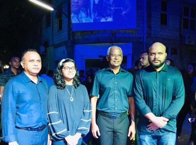 މުޅި އާއިލާވެސް އޮތީ ވީހާލެއްގައިވާން ރައީސް ޞާލިޙާއިއެކު: އަނދުން ހުސެއިން