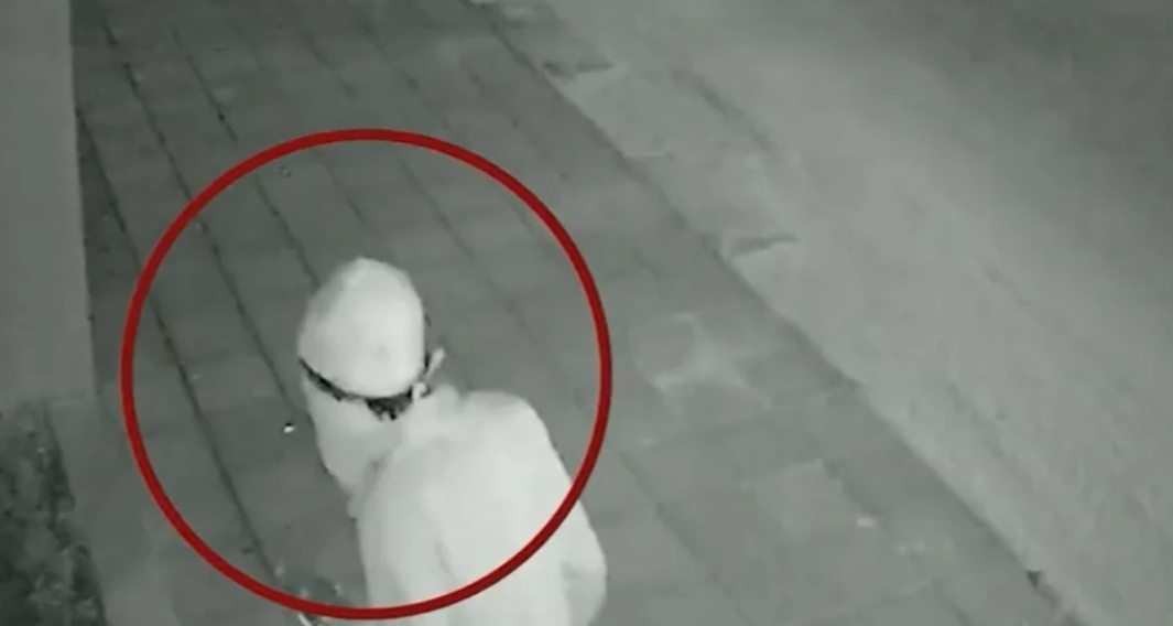 ފިހާރައެއްގައި ރޯކޮށްލި މީހަކު ހޯދަން އިއުލާނު ކޮށްފި