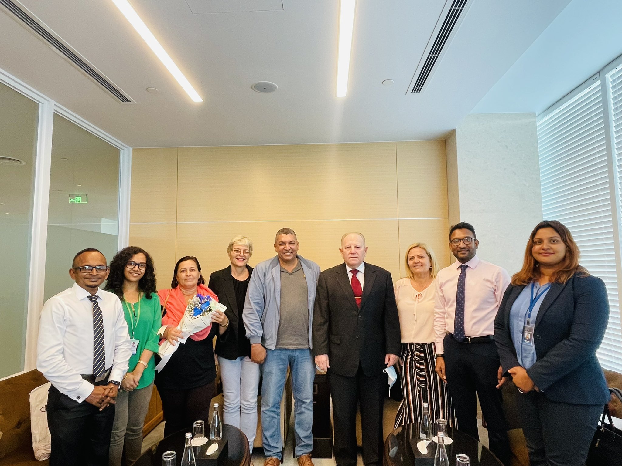 ކިއުބާގެ ޑޮކްޓަރުންގެ ޓީމެއް ރާއްޖެއަށް