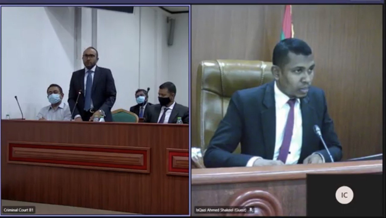 ރައީސް ޔާމިންގެ ޝަރީއަތް: ދައުލަތުން އެއް ހުށަހެޅުން؛ ދިފާއުން 4 ހުށަހެޅުމެއް!