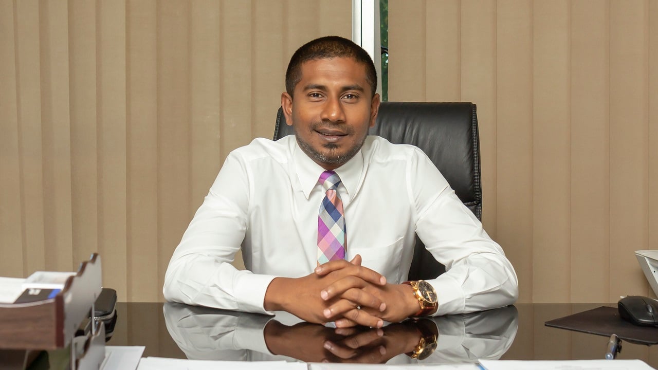 މަހްލޫފްގެ ރާގު ބަދަލުކުރަށްވައި އިސްތިއުފާ ނުދެއްވާނެ ކަމަށް ވިދާޅުވެއްޖެ