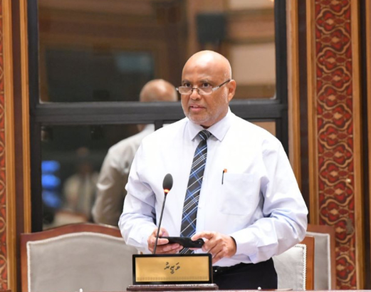 ދަރިވަރުންގެ ސުވާލުތަކަށް އަވަހަށް ޖަވާބު ދޭން ކޯލް ސެންޓަރެއް