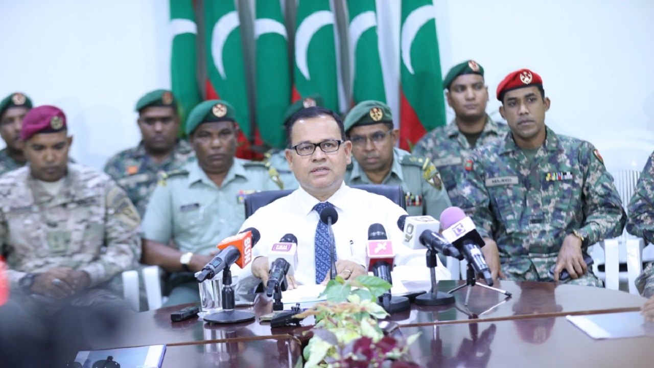 ކޮވިޑުން ރައްކާތެރިވުމަށް ސަބަބުތަކުގައި ހިފުމަށް އާދަމް ޝަރީފް އިލްތިމާސްކުރަށްވައިފި