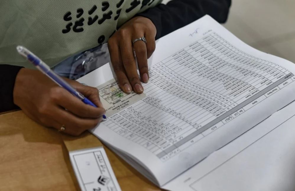 ރިޔާސީ އިންތިހާބުގެ ވޯޓަރސް ލިސްޓަށް ގެނައި ބަދަލުތަކާއެކު ޝަކުވާއަށް ހުޅުވާލައިފި