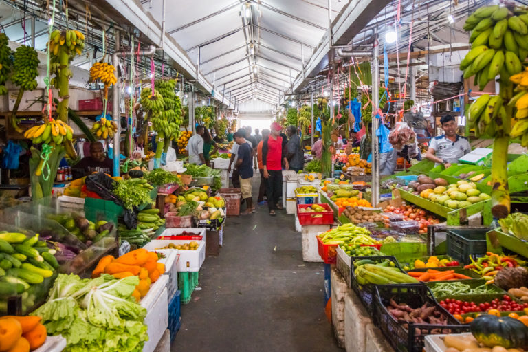 ގަވާއިދާއި ހިލާފަށް ވިޔަފާރިކުރާ 50 ބިދޭސީއަކުން އަތުލައިގެންފި