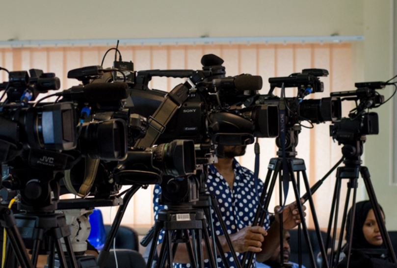 ކޯޑް އޮފް ޕްރެކްޓިސްއާ އެއްގޮތަށް އަމަލުކުރުމަށް ބްރޯޑްކާސްޓަރުންނަށް އަންގައިފި