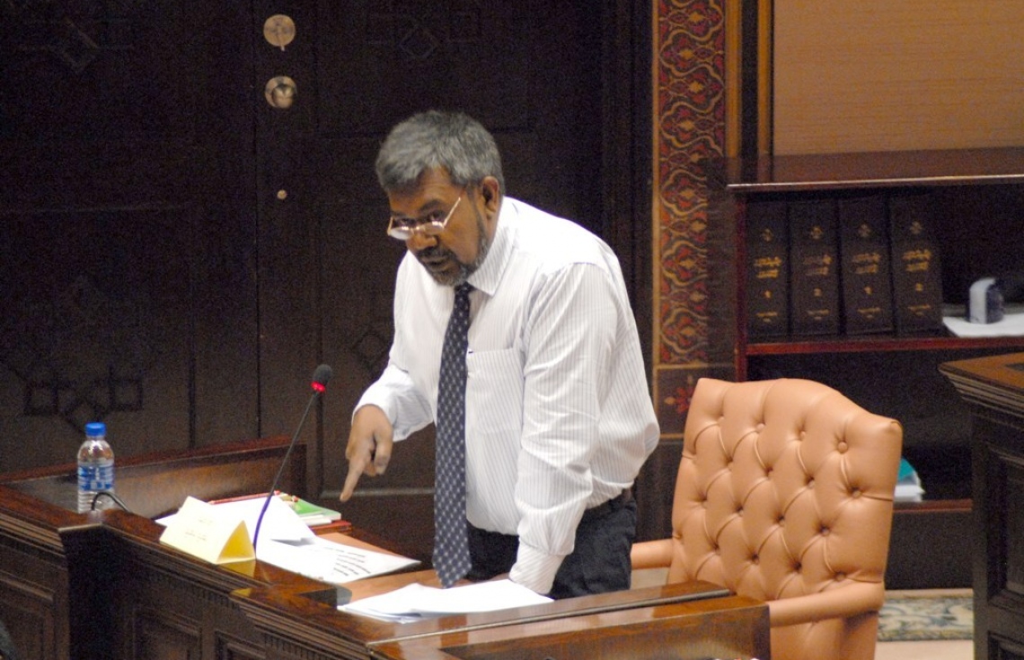 އިންސާފު ހޯދުމަށް ހުރި ހުރަސްތައް ނައްތާލާ ހައްގު ހޯދަން ނުކުންނަންޖެހޭ: އިބްރާ