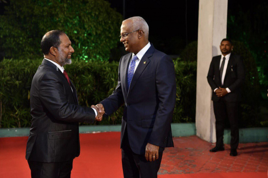 އަދީބާއި ޒިޔަތަށް މައާފްދިނުން އަދާލަތުން ބަލައެއް ނުގަތް