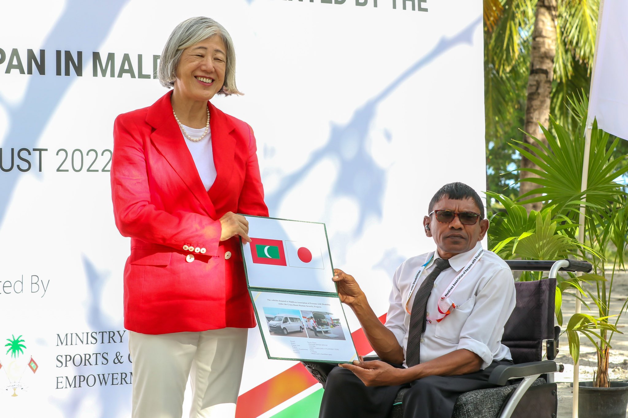 ޚާއްސަ އެހީއަށް ބޭނުންވާ ފަރާތްތަކަށް ޖަޕާނުން 3 ވެހިކަލް ހަދިޔާކޮށްފި